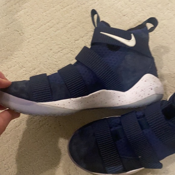 Nike Lebron James straps size men’s US 10 like new condition. - Picture 6 of 6